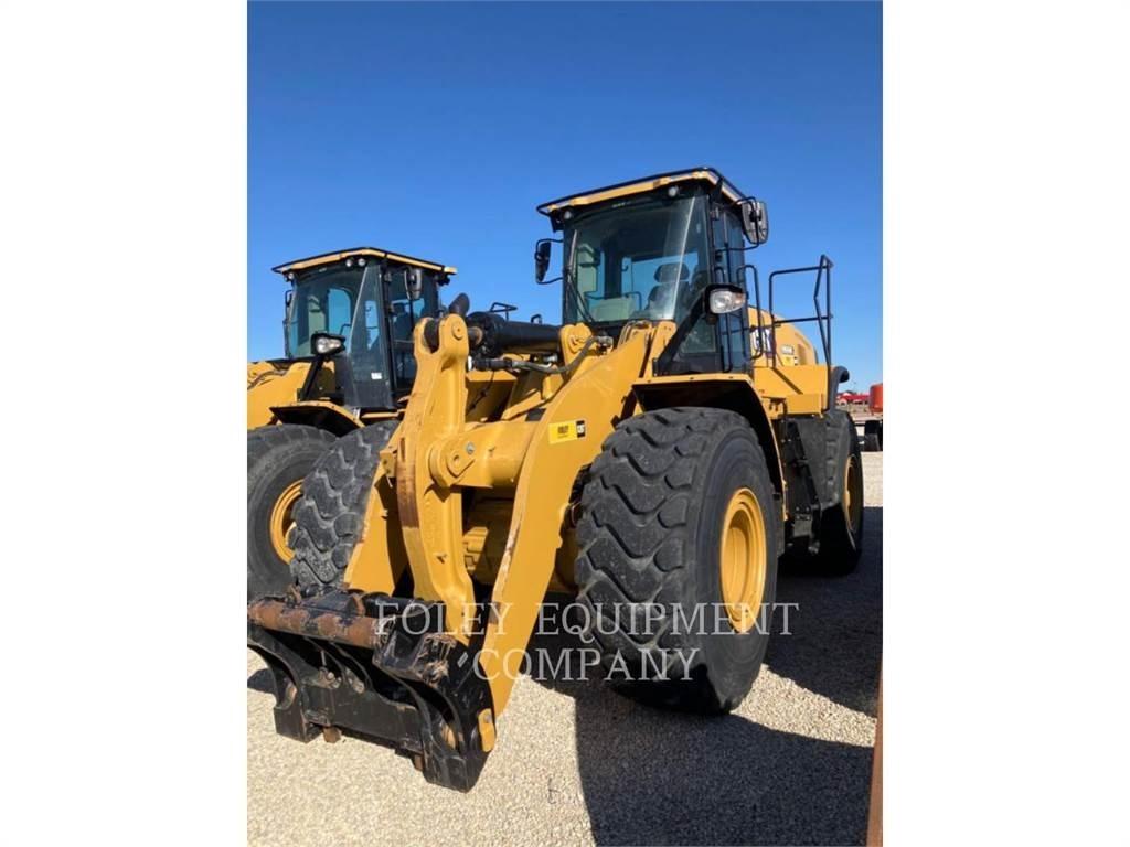 CAT 966M Pale gommate