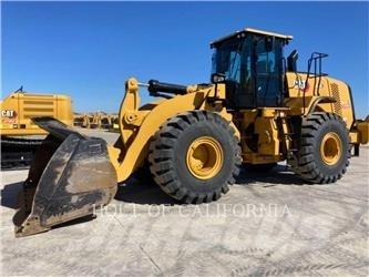 CAT 966M Pale gommate