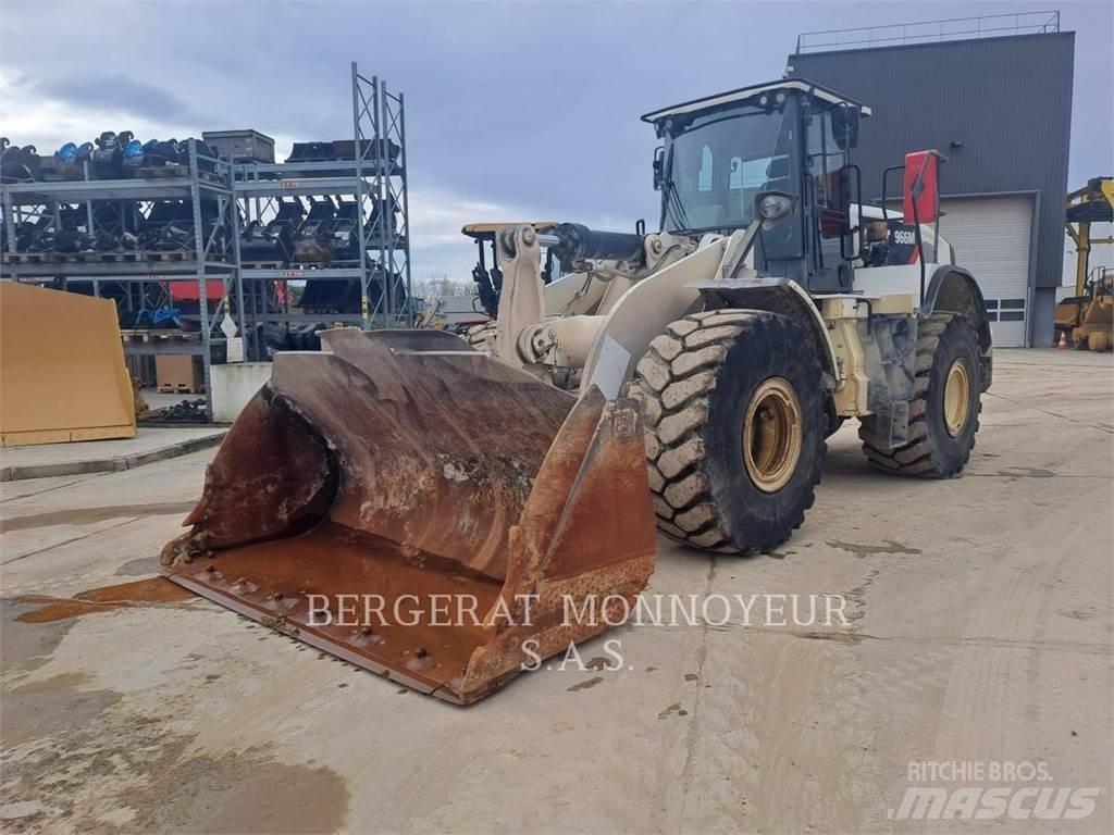 CAT 966M Pale gommate