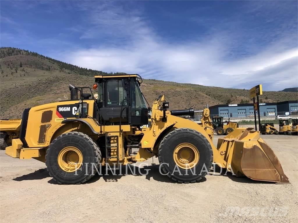 CAT 966M Pale gommate