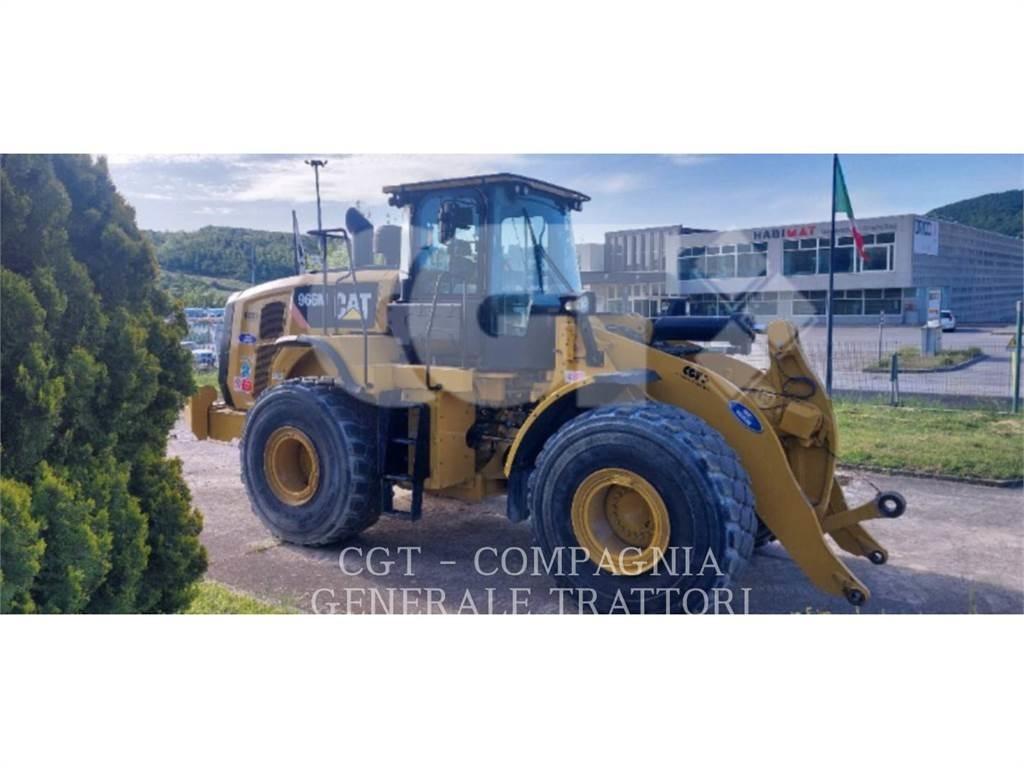 CAT 966M Pale gommate