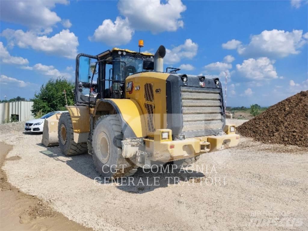 CAT 966M Pale gommate