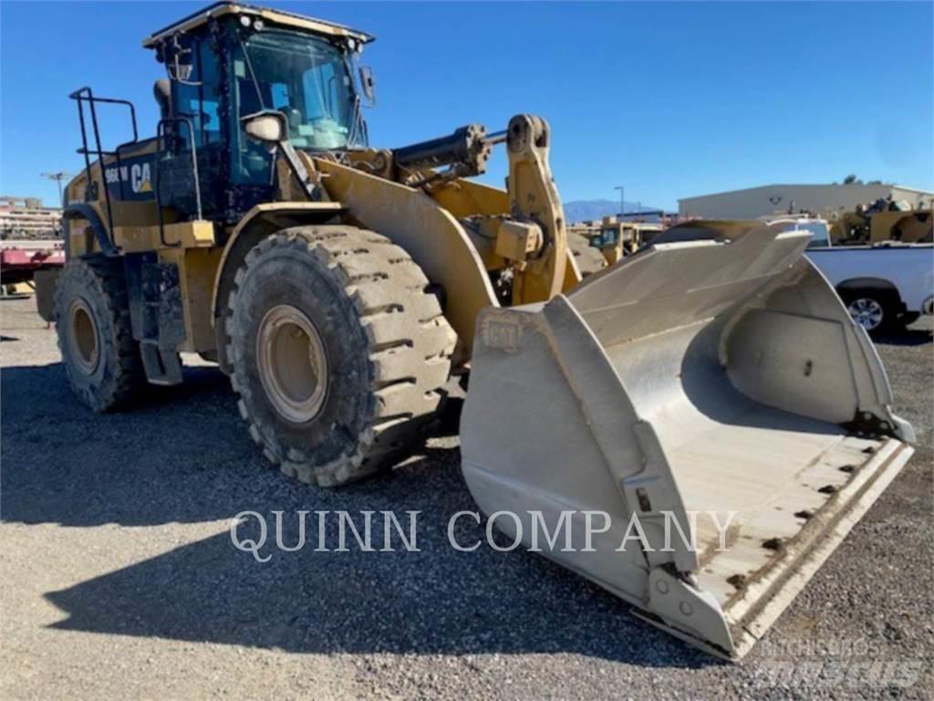 CAT 966M Pale gommate