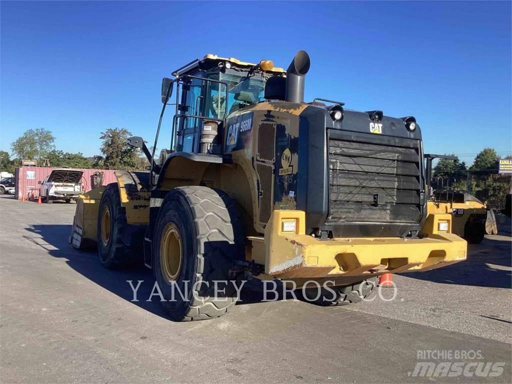 CAT 966M Pale gommate