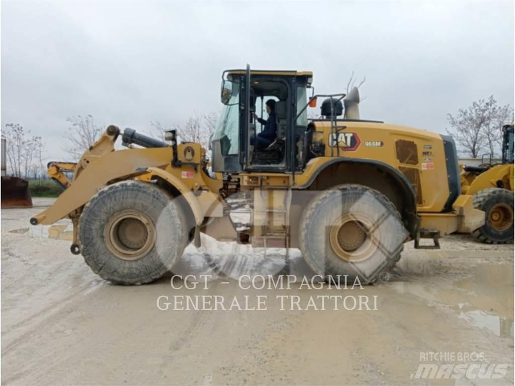 CAT 966M Pale gommate