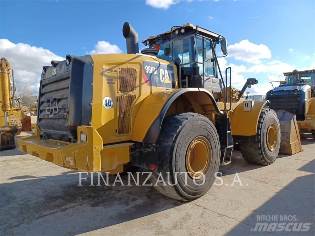 CAT 966M Pale gommate