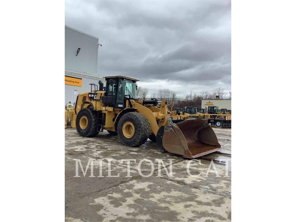 CAT 966M Pale gommate