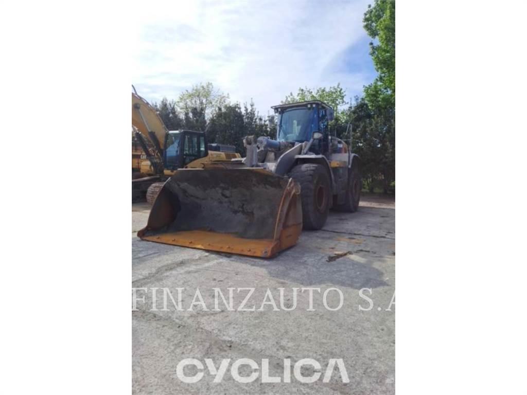 CAT 966M Pale gommate