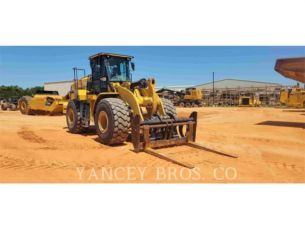 CAT 966M Pale gommate