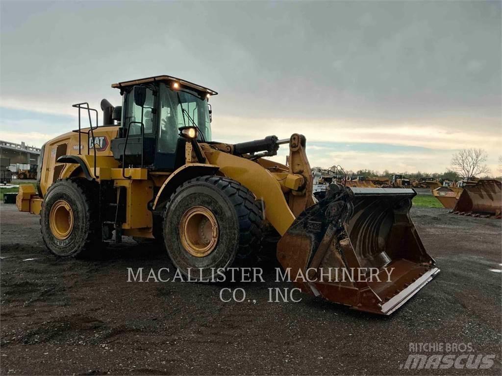 CAT 966M Pale gommate