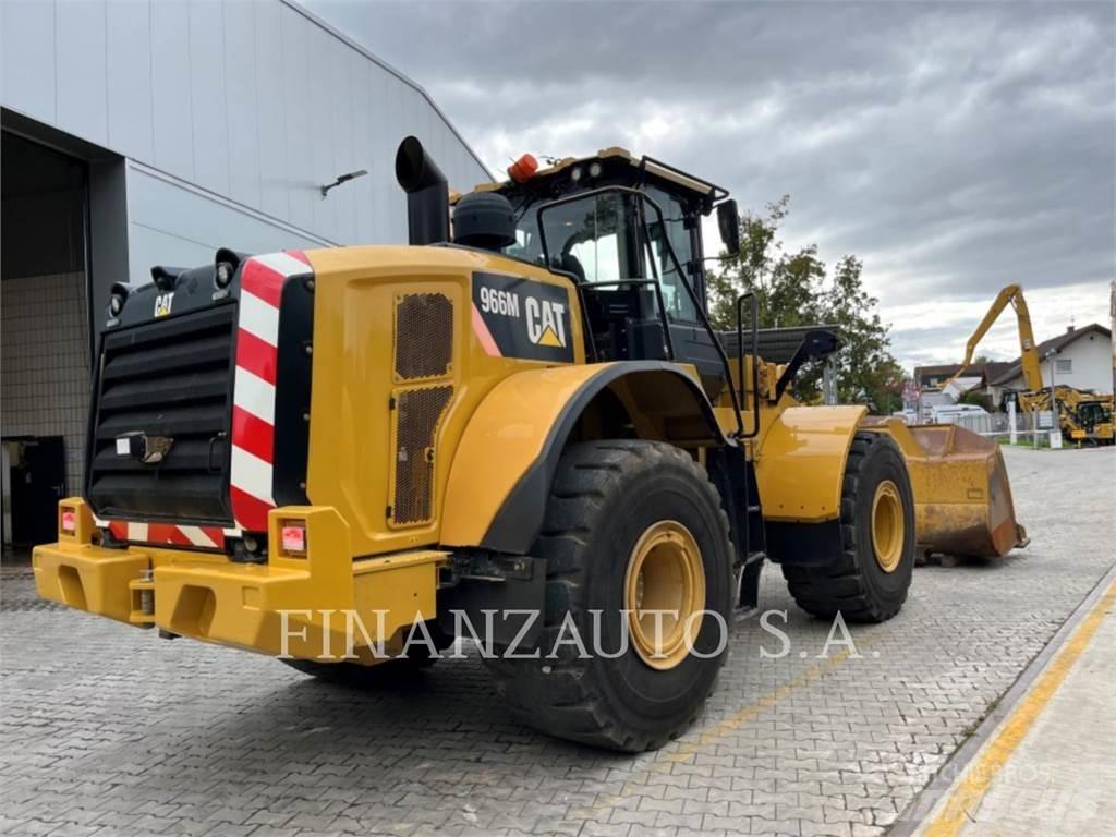 CAT 966M Pale gommate