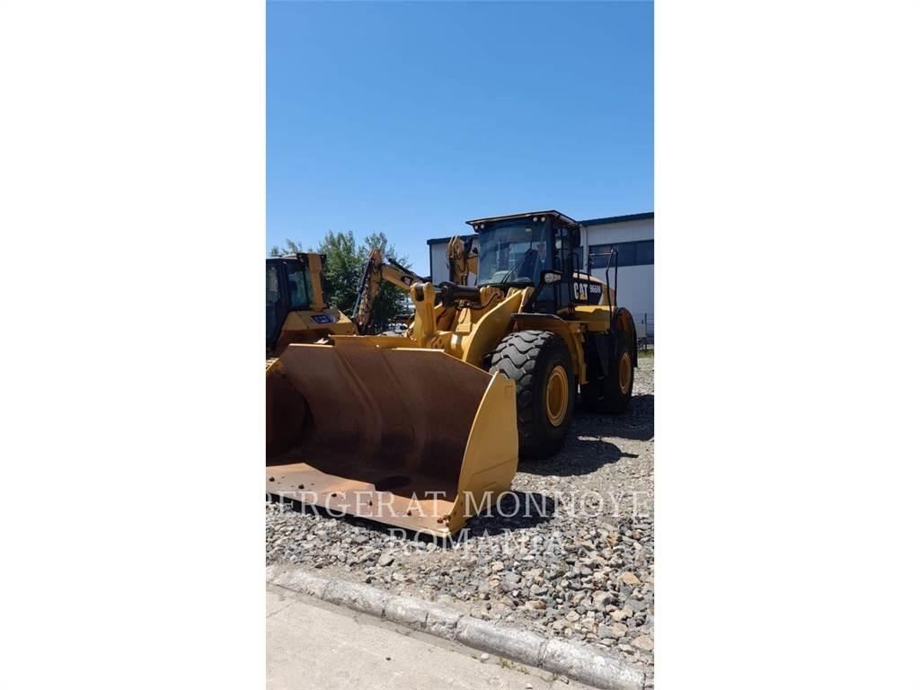 CAT 966M Pale gommate