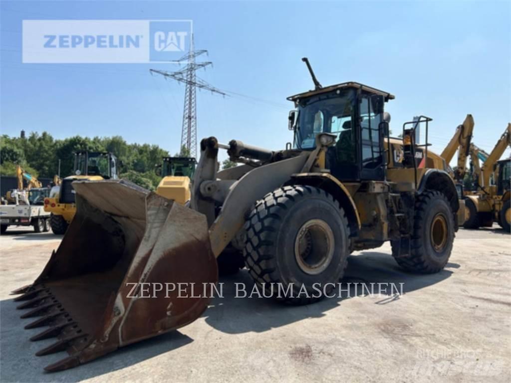 CAT 966M Pale gommate