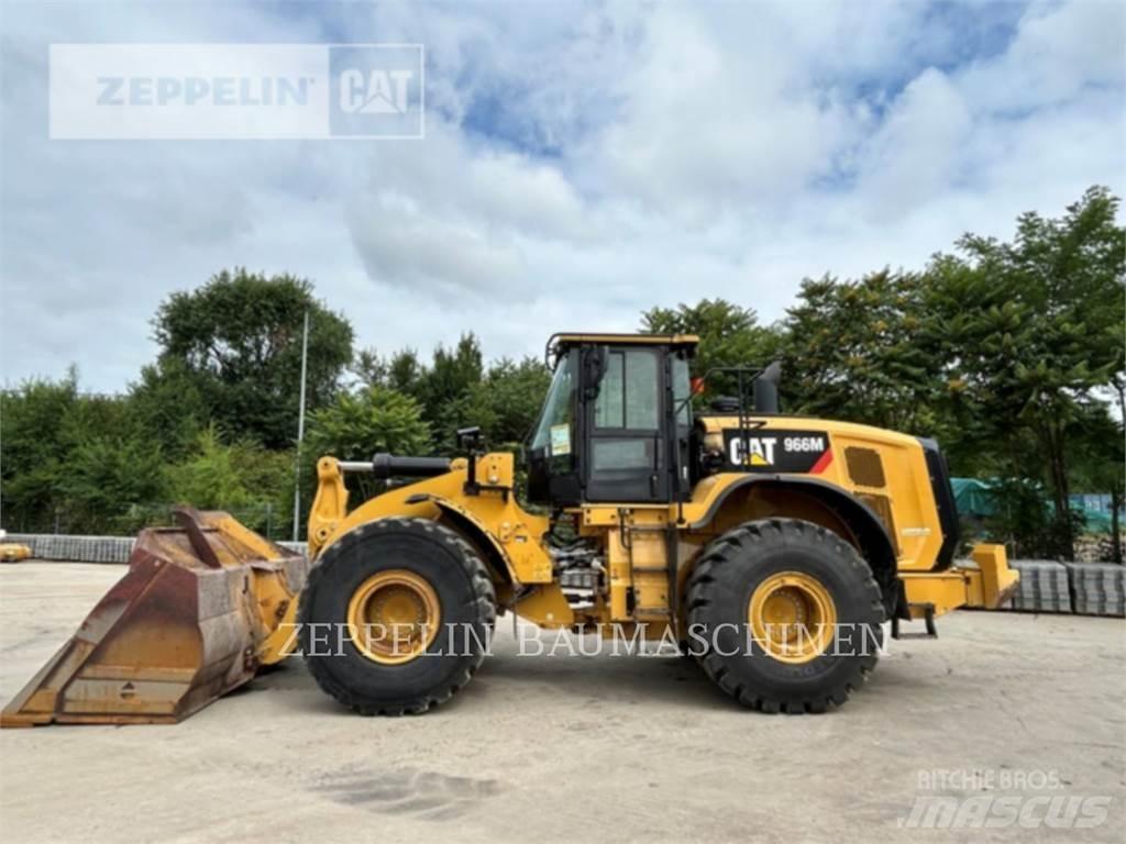 CAT 966M Pale gommate
