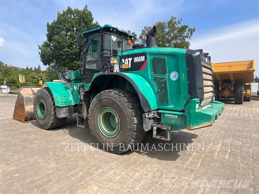 CAT 966M Pale gommate