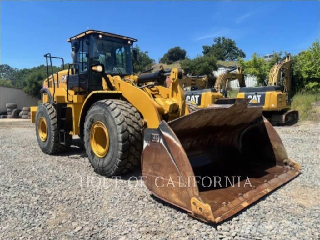 CAT 966M Pale gommate