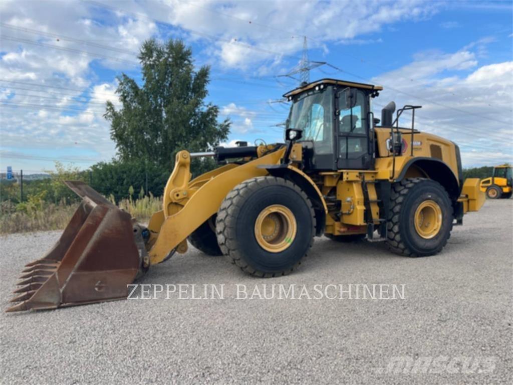 CAT 966M Pale gommate