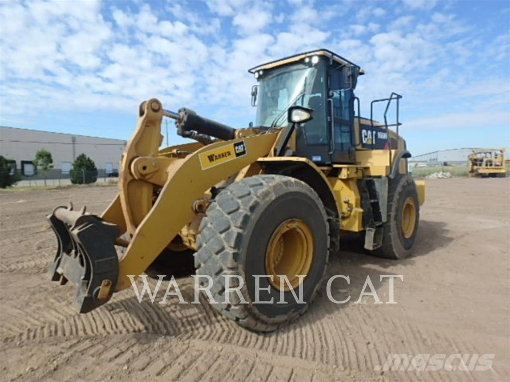 CAT 966M Pale gommate