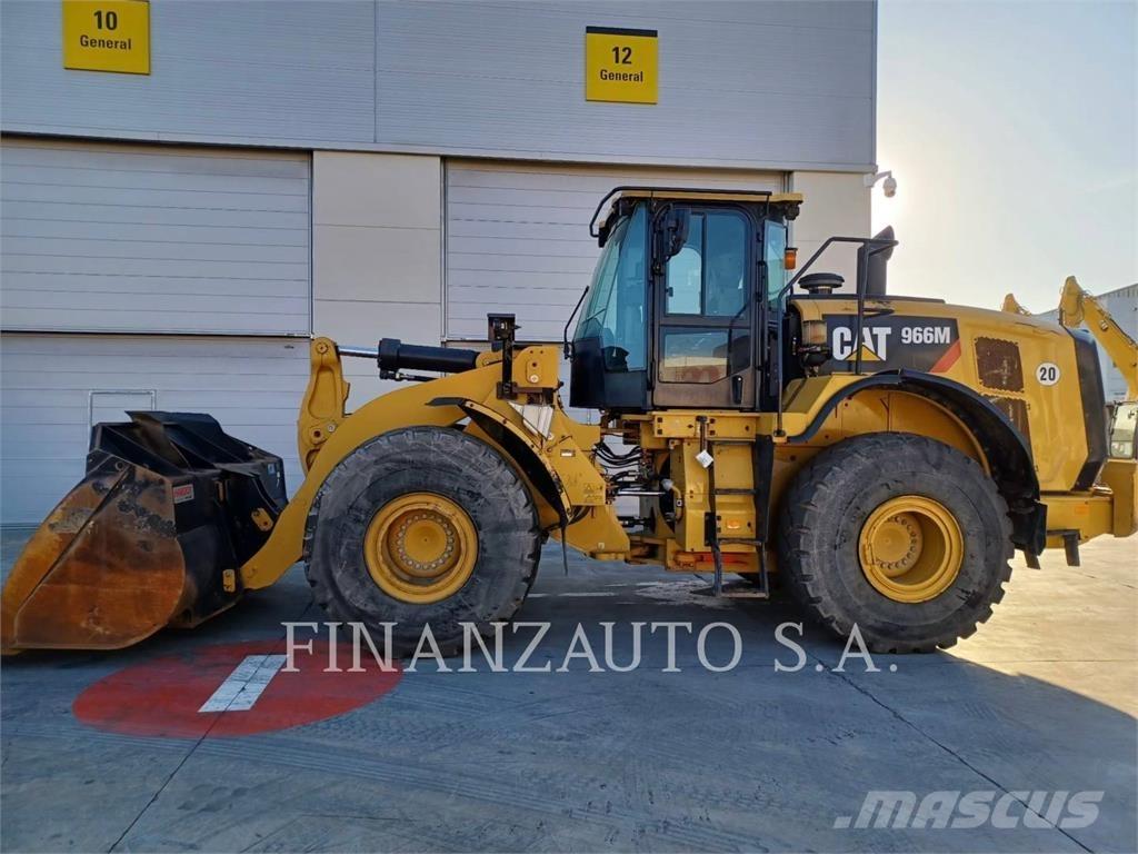CAT 966M Pale gommate
