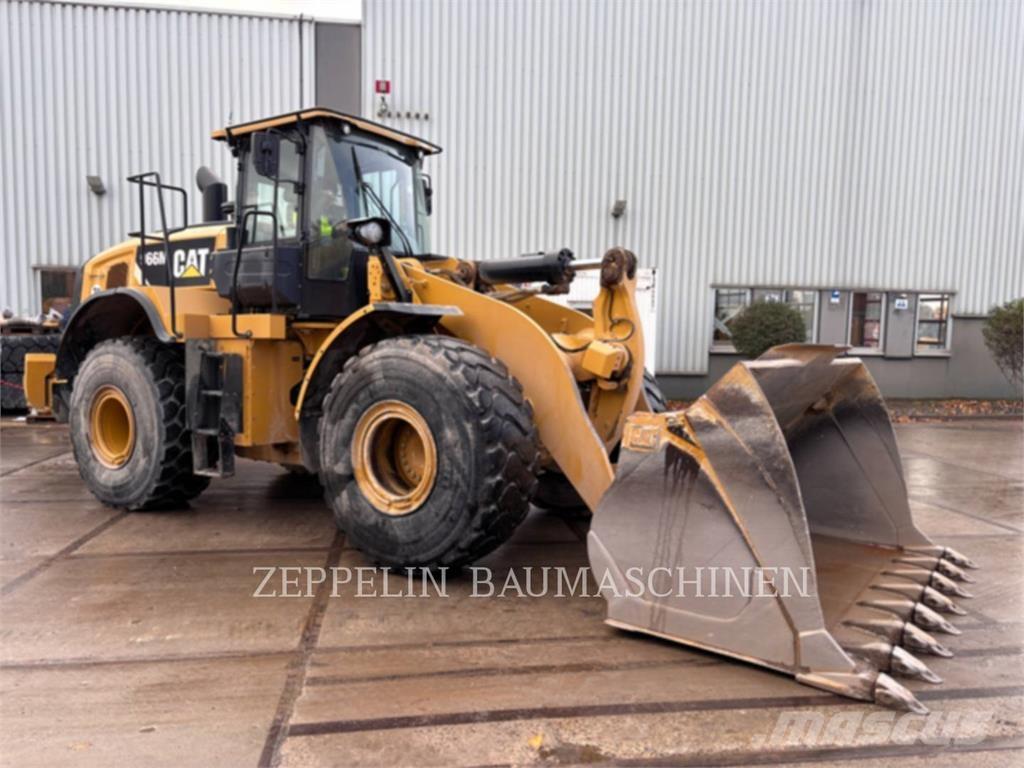 CAT 966M Pale gommate