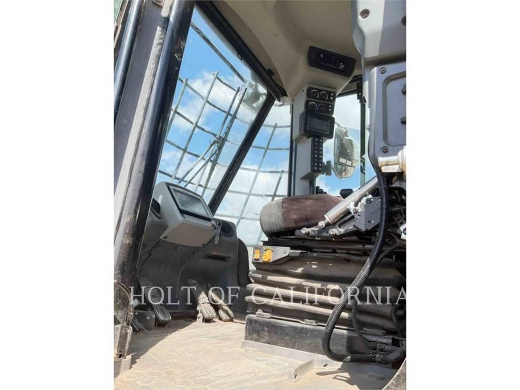 CAT 966M HL Pale gommate