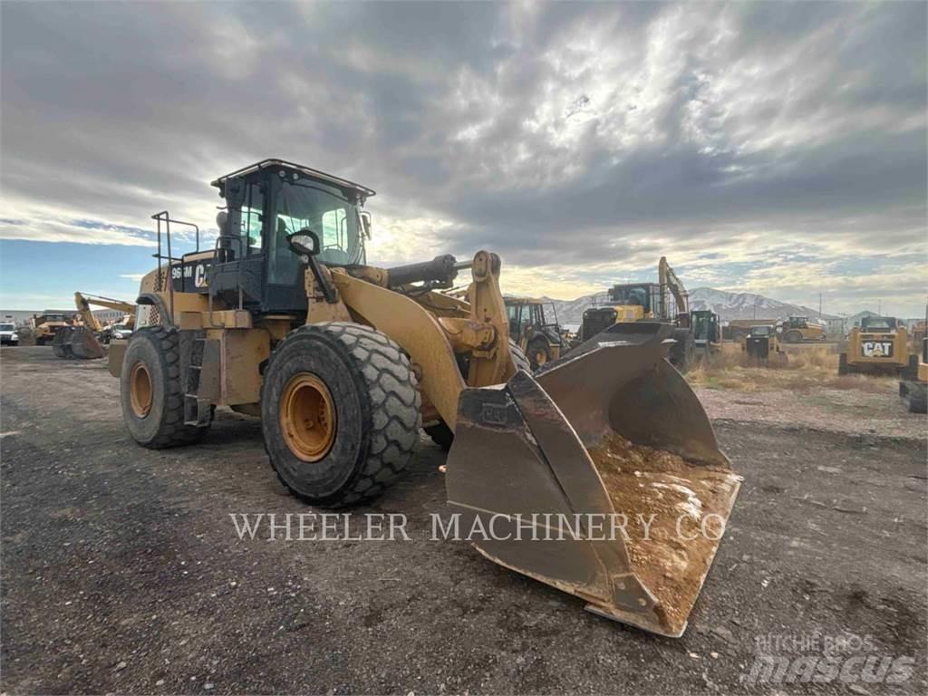 CAT 966M QC 3V Pale gommate