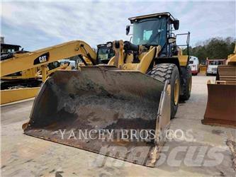 CAT 966M XE Pale gommate