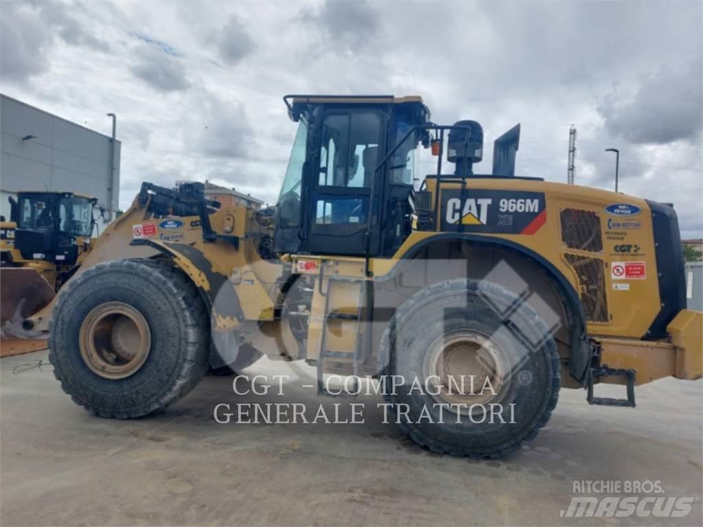 CAT 966M XE Pale gommate