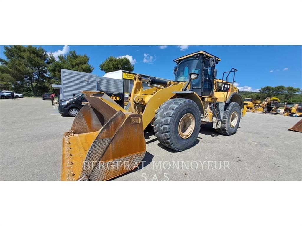 CAT 966M XE Pale gommate