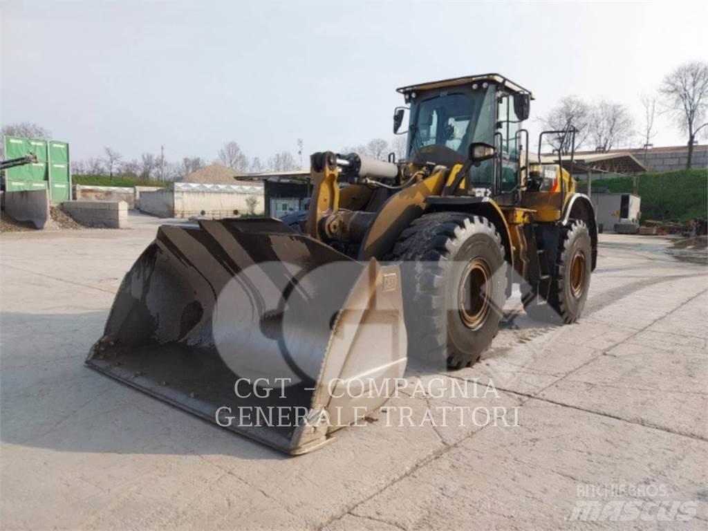CAT 966M XE Pale gommate