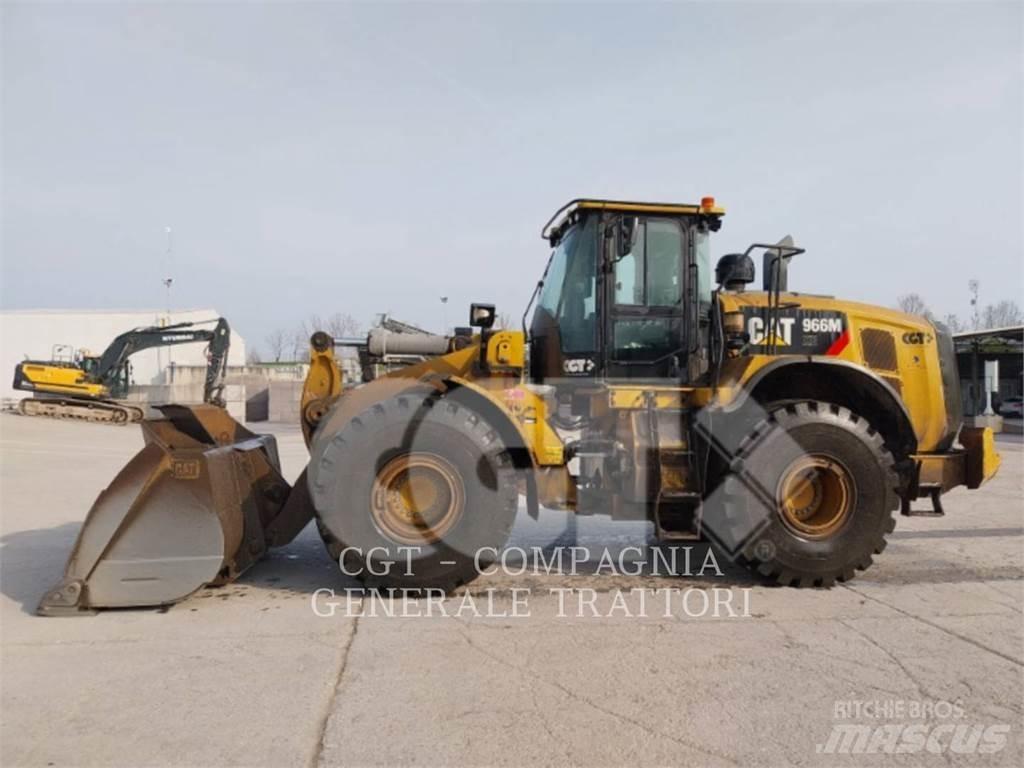 CAT 966M XE Pale gommate