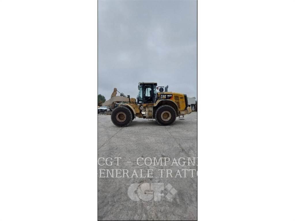 CAT 966M XE Pale gommate