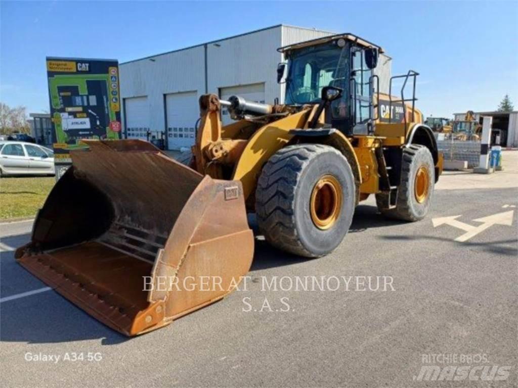 CAT 966M XE Pale gommate