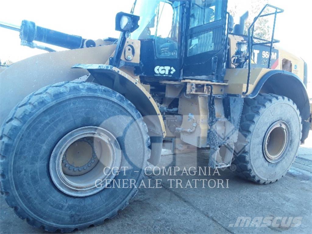 CAT 966M XE Pale gommate