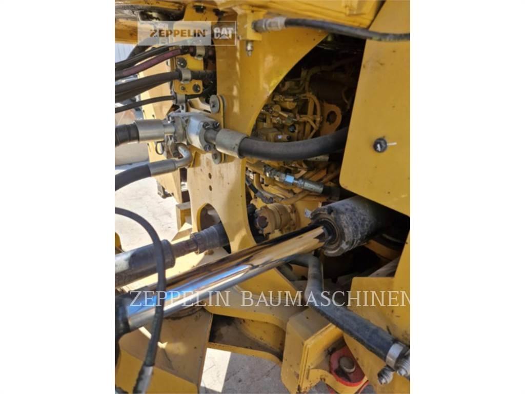 CAT 966MDCA Pale gommate