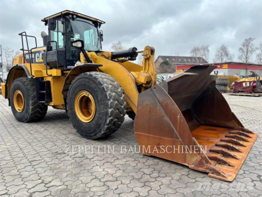 CAT 966MXE Pale gommate