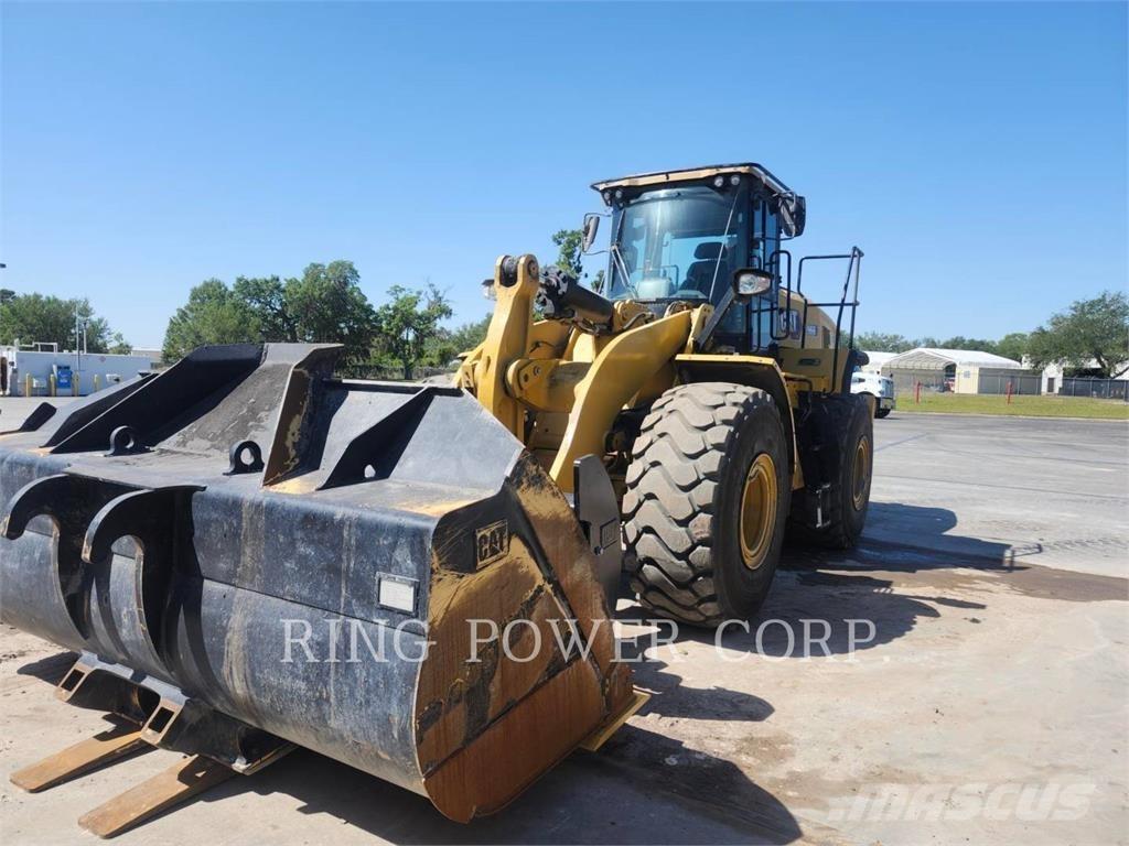 CAT 966QC Pale gommate