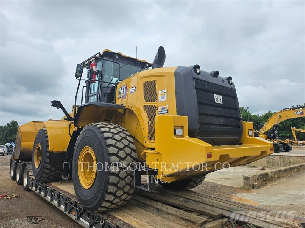 CAT 972 Pale gommate