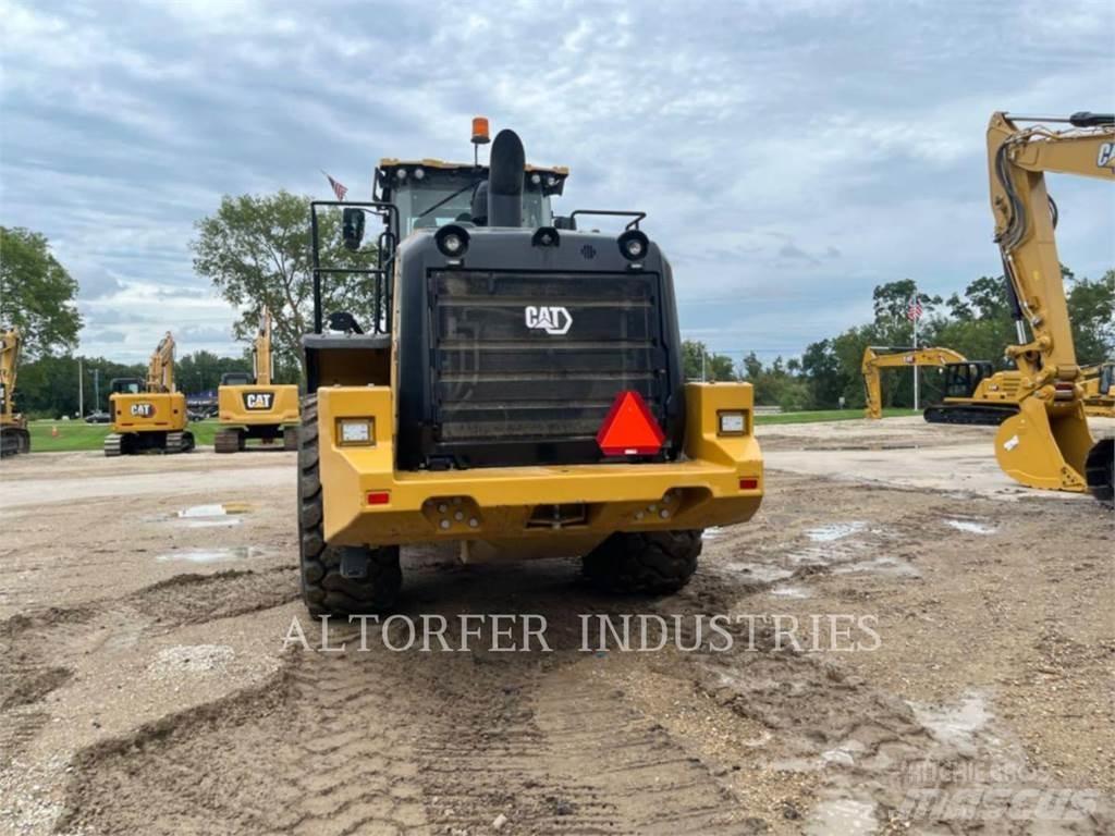 CAT 972-14 Pale gommate