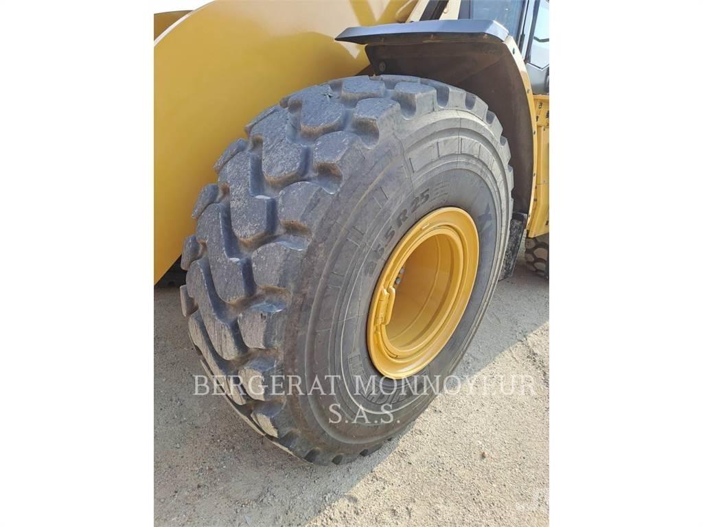 CAT 972 XE Pale gommate