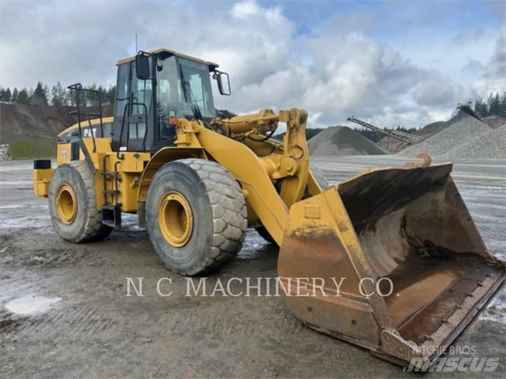 CAT 972G Pale gommate