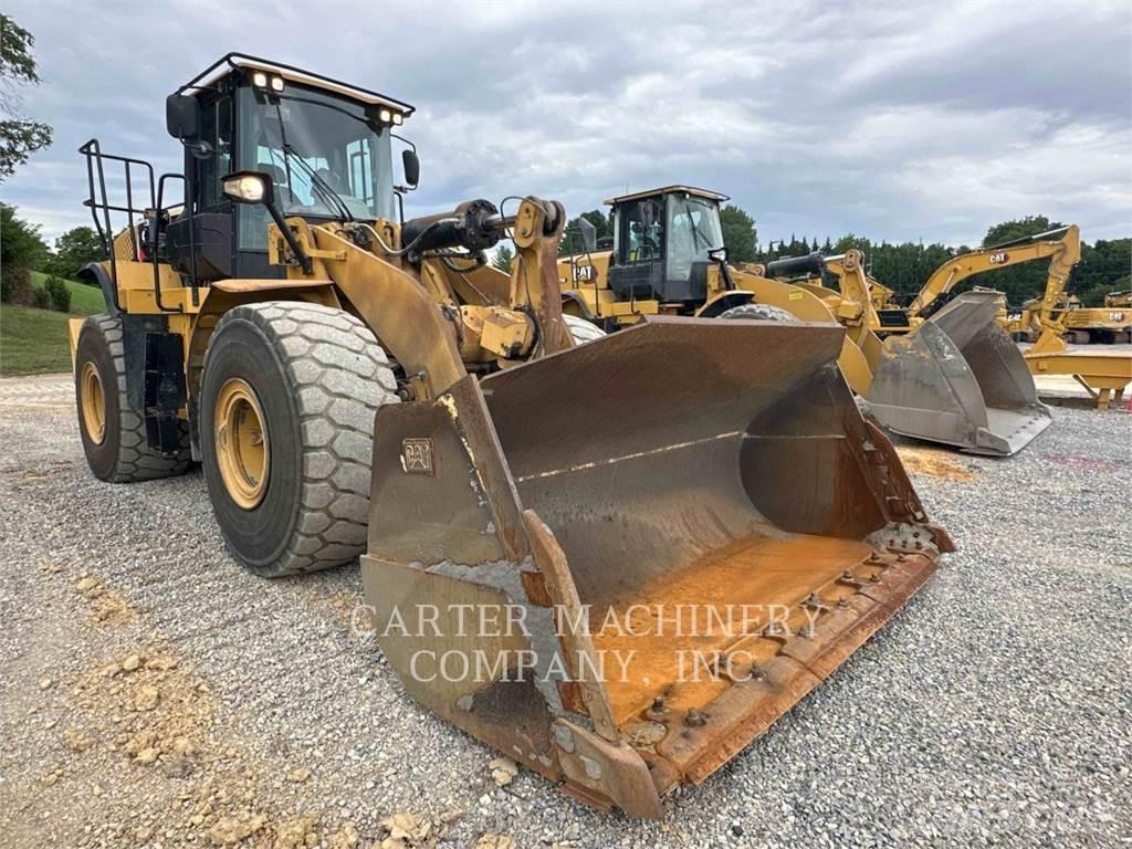 CAT 972K Pale gommate