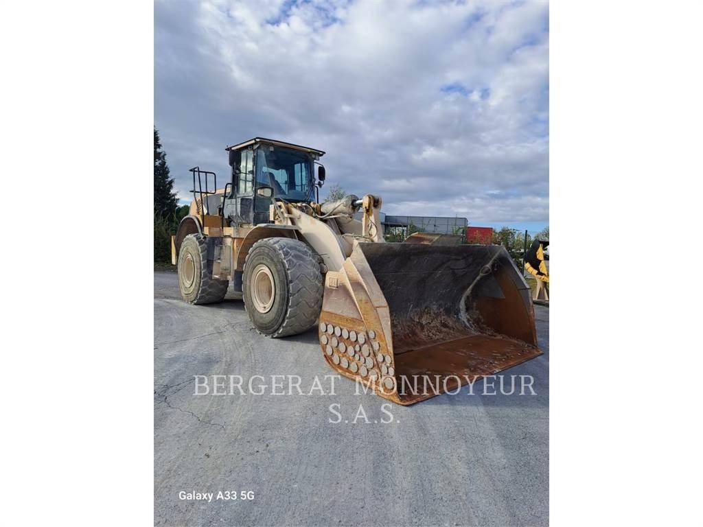 CAT 972K Pale gommate