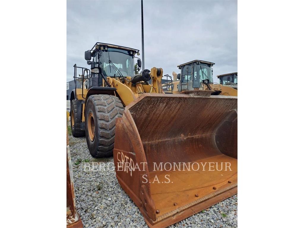 CAT 972K Pale gommate