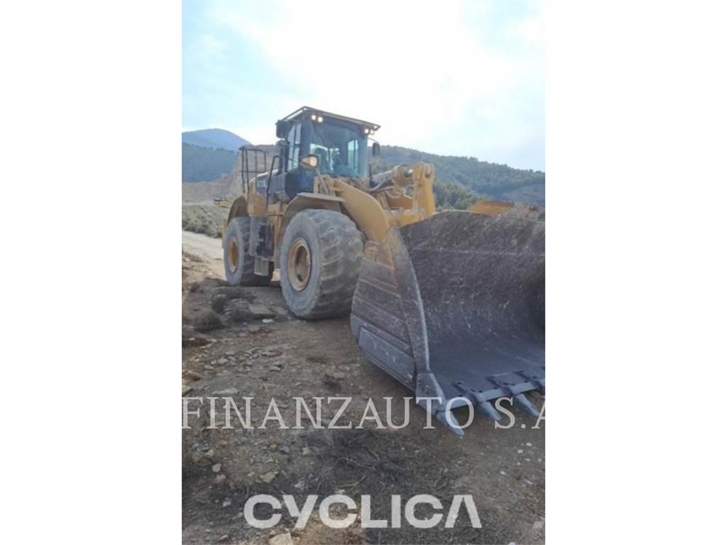 CAT 972K Pale gommate