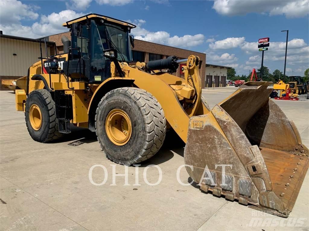 CAT 972M Pale gommate
