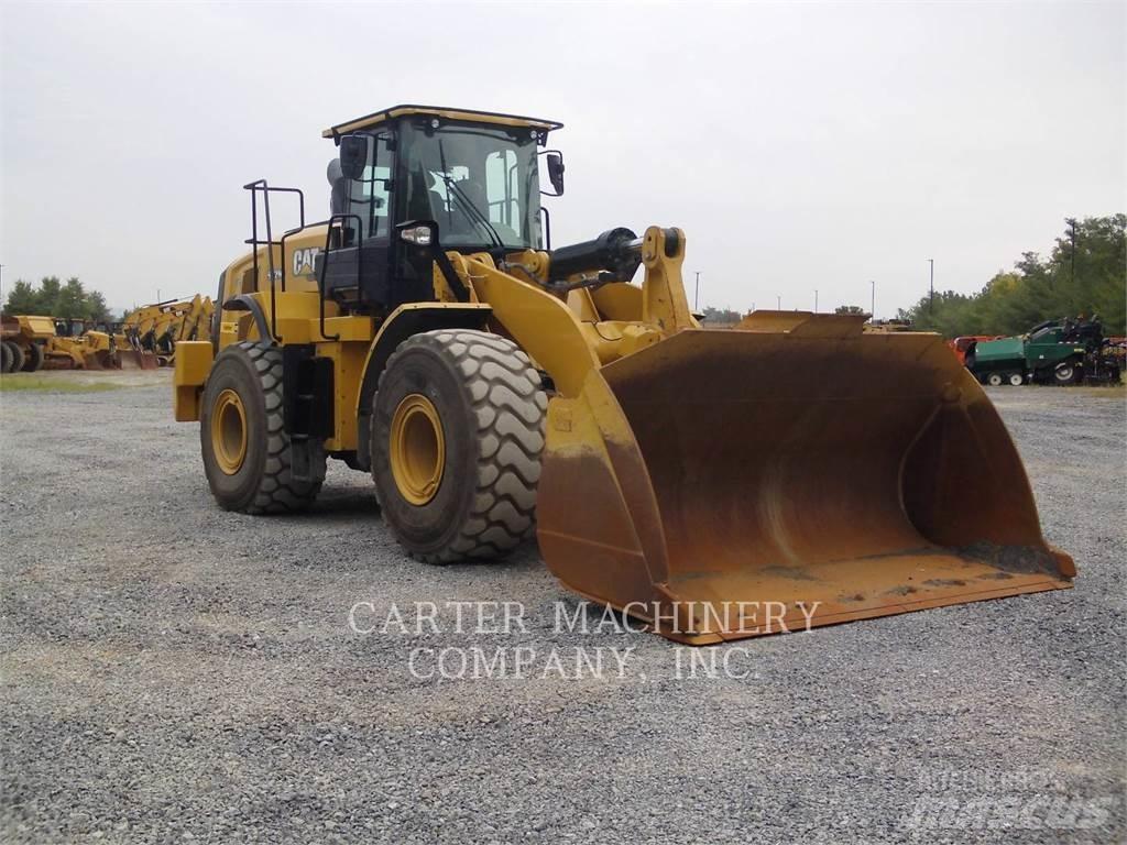 CAT 972M Pale gommate