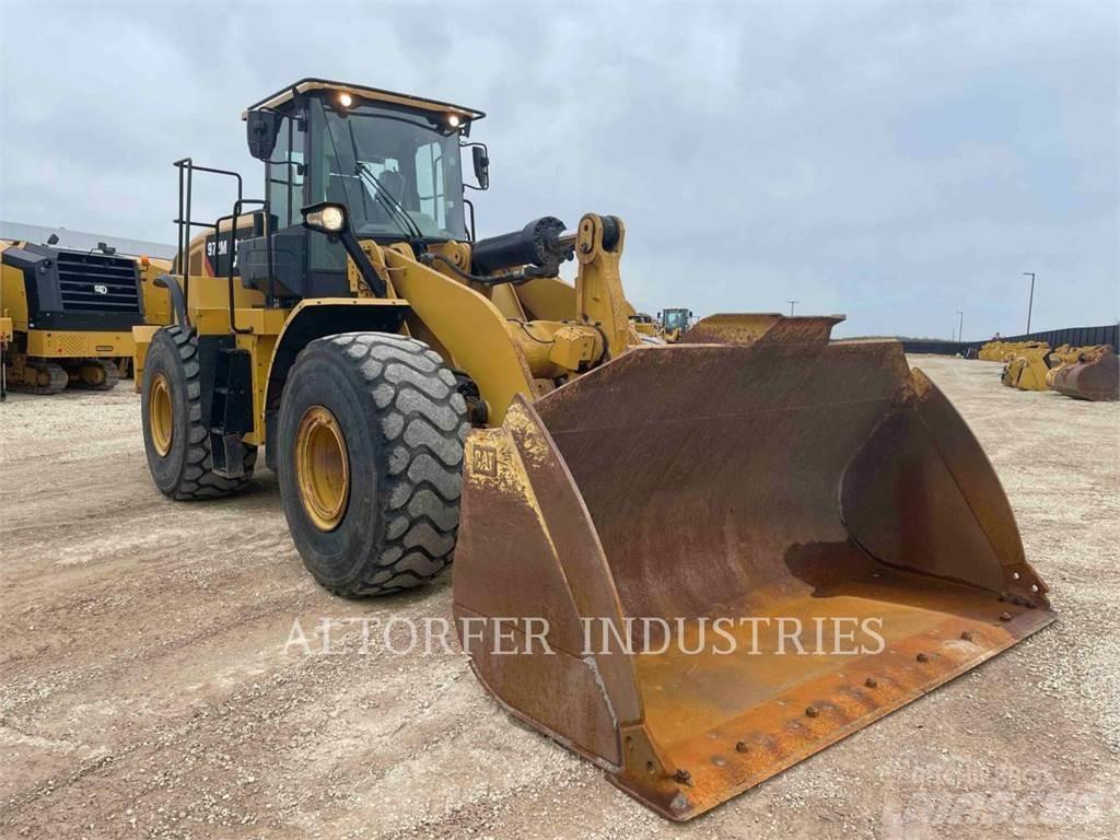CAT 972M Pale gommate