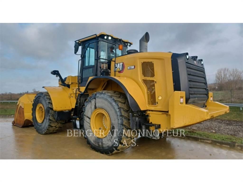 CAT 972M Pale gommate