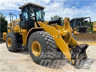 CAT 972M Pale gommate